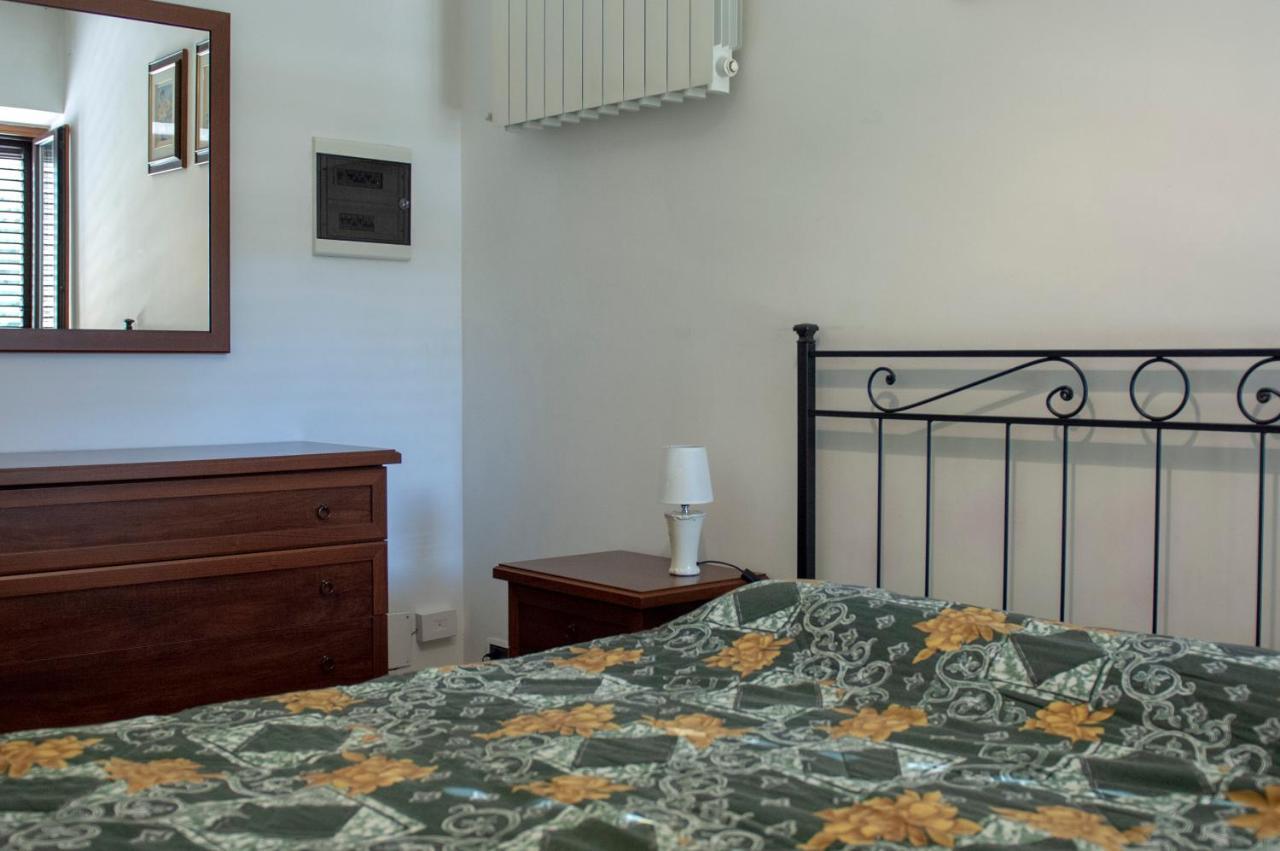 Bed & Breakfast Le Piazze Cori Екстер'єр фото